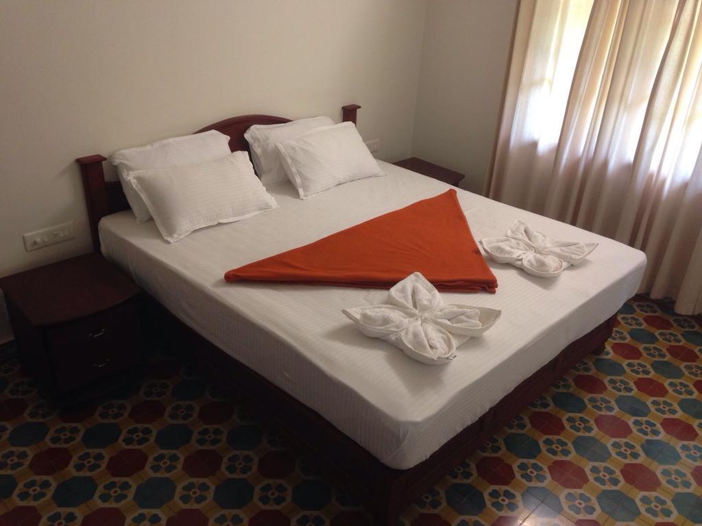 Stay Simple 3 Hills County Resort 칼파타 외부 사진