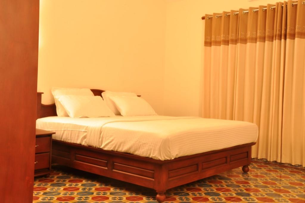 Stay Simple 3 Hills County Resort 칼파타 외부 사진